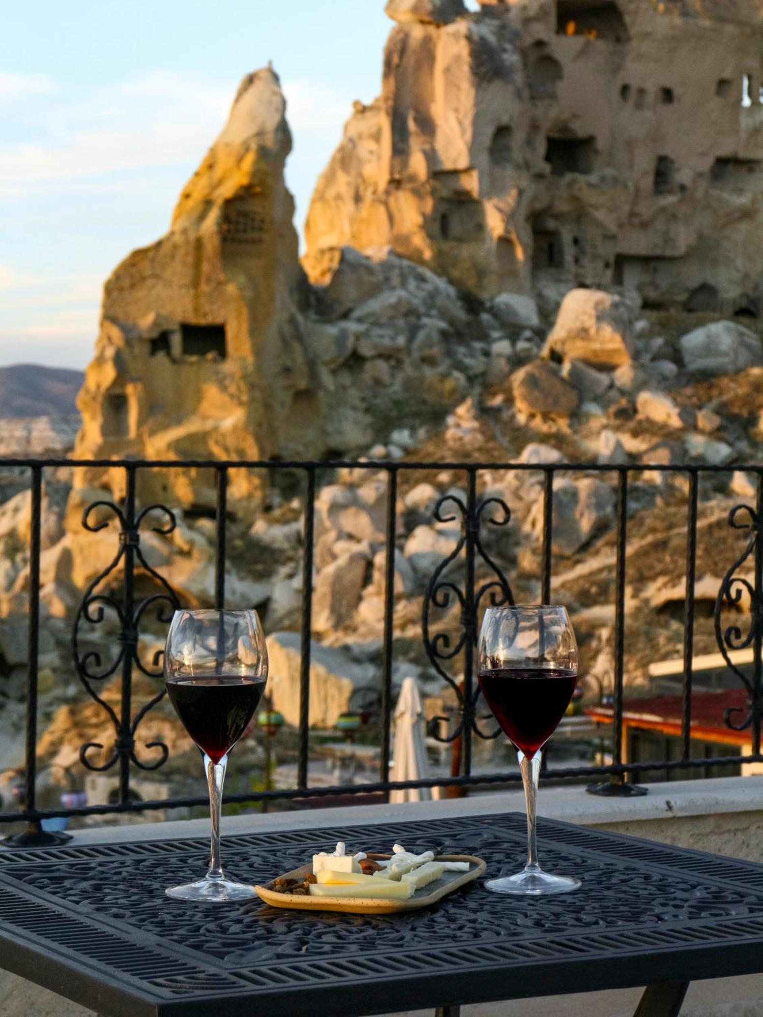 Canela Cave Hotel - Cappadocia Cavusin Bagian luar foto