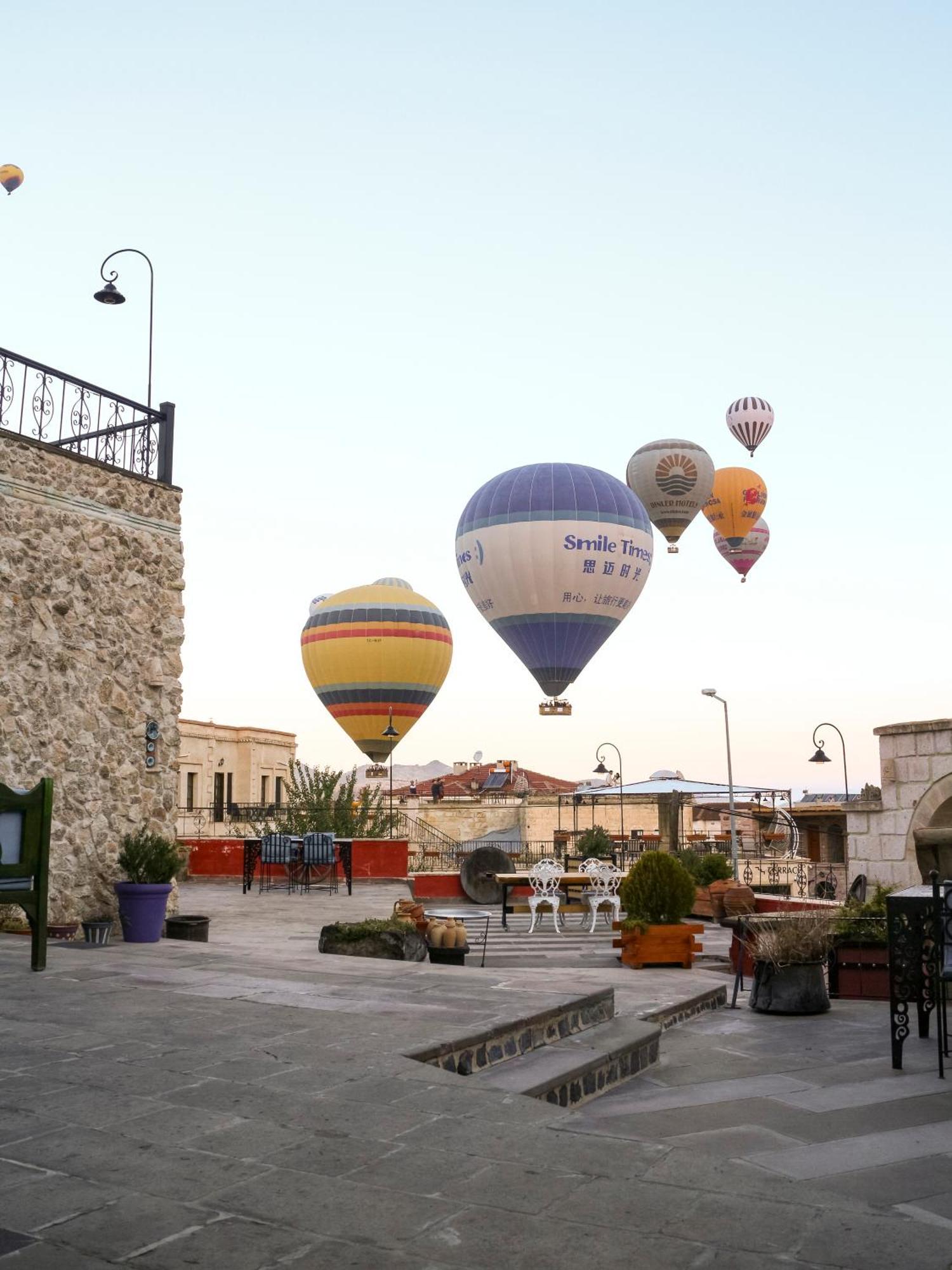 Canela Cave Hotel - Cappadocia Cavusin Bagian luar foto