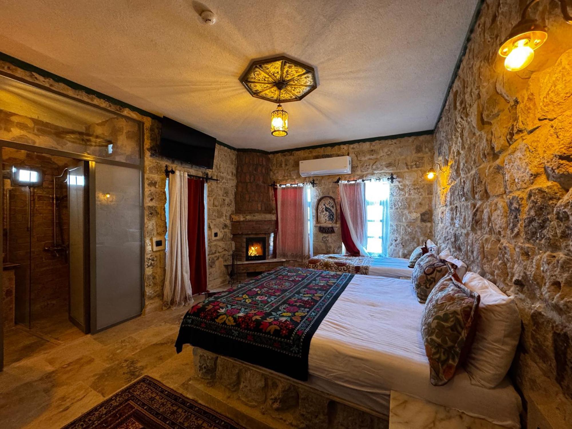 Canela Cave Hotel - Cappadocia Cavusin Bagian luar foto